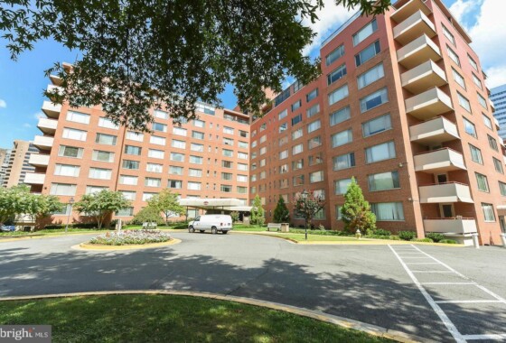 1111 Arlington Boulevard 115 10 VAAR2069370