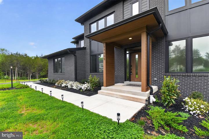 17009 Hughes Road